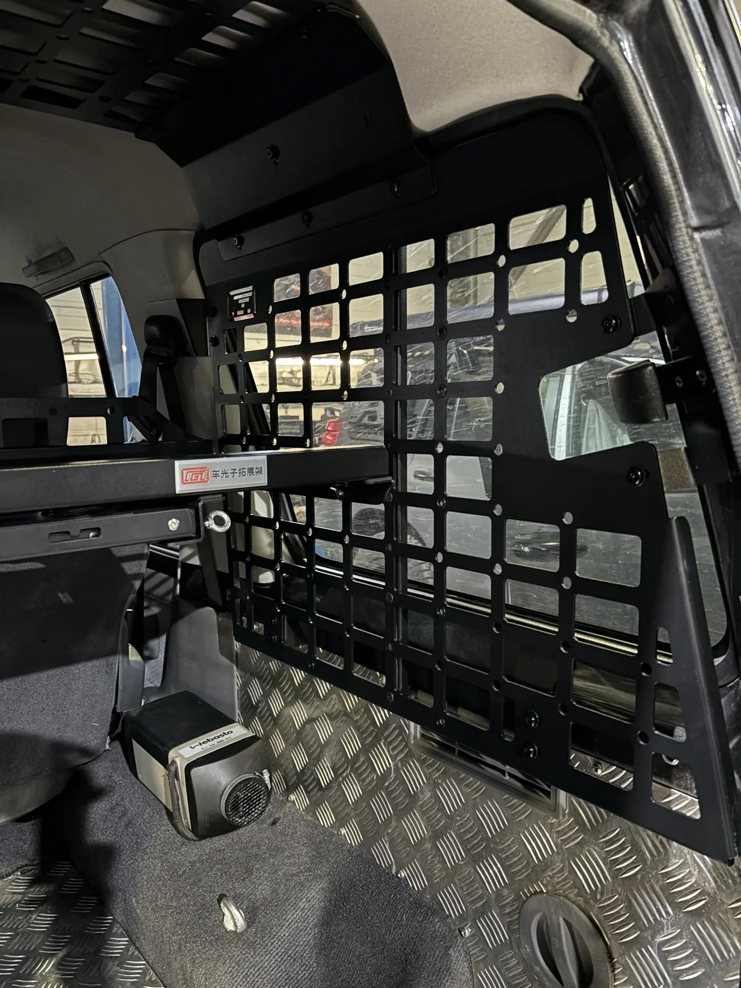 MOLLE-панели Toyota Land Cruiser 70