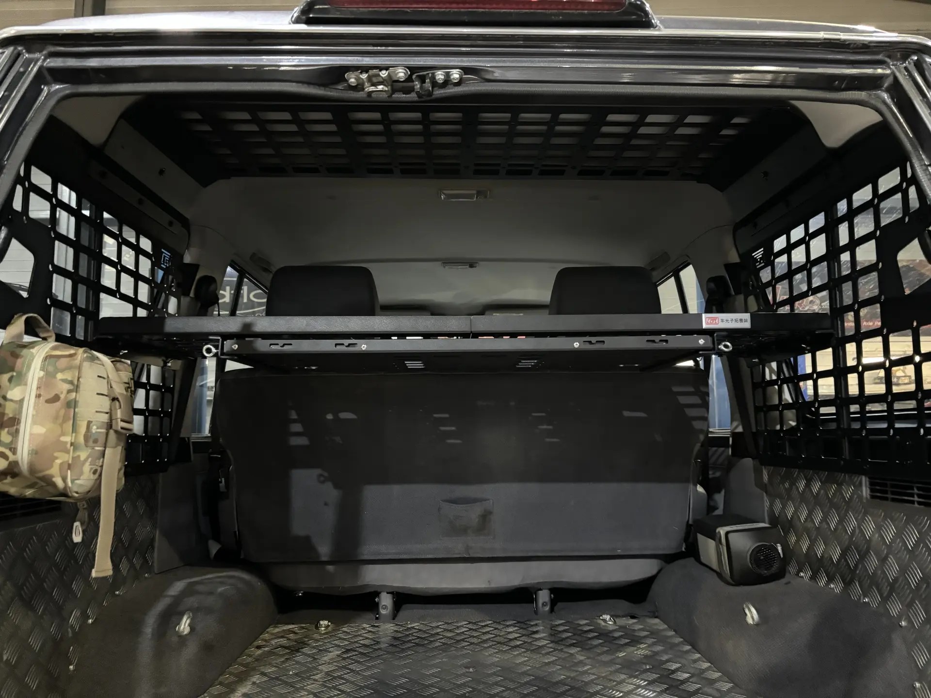 MOLLE-панели Toyota Land Cruiser 70
