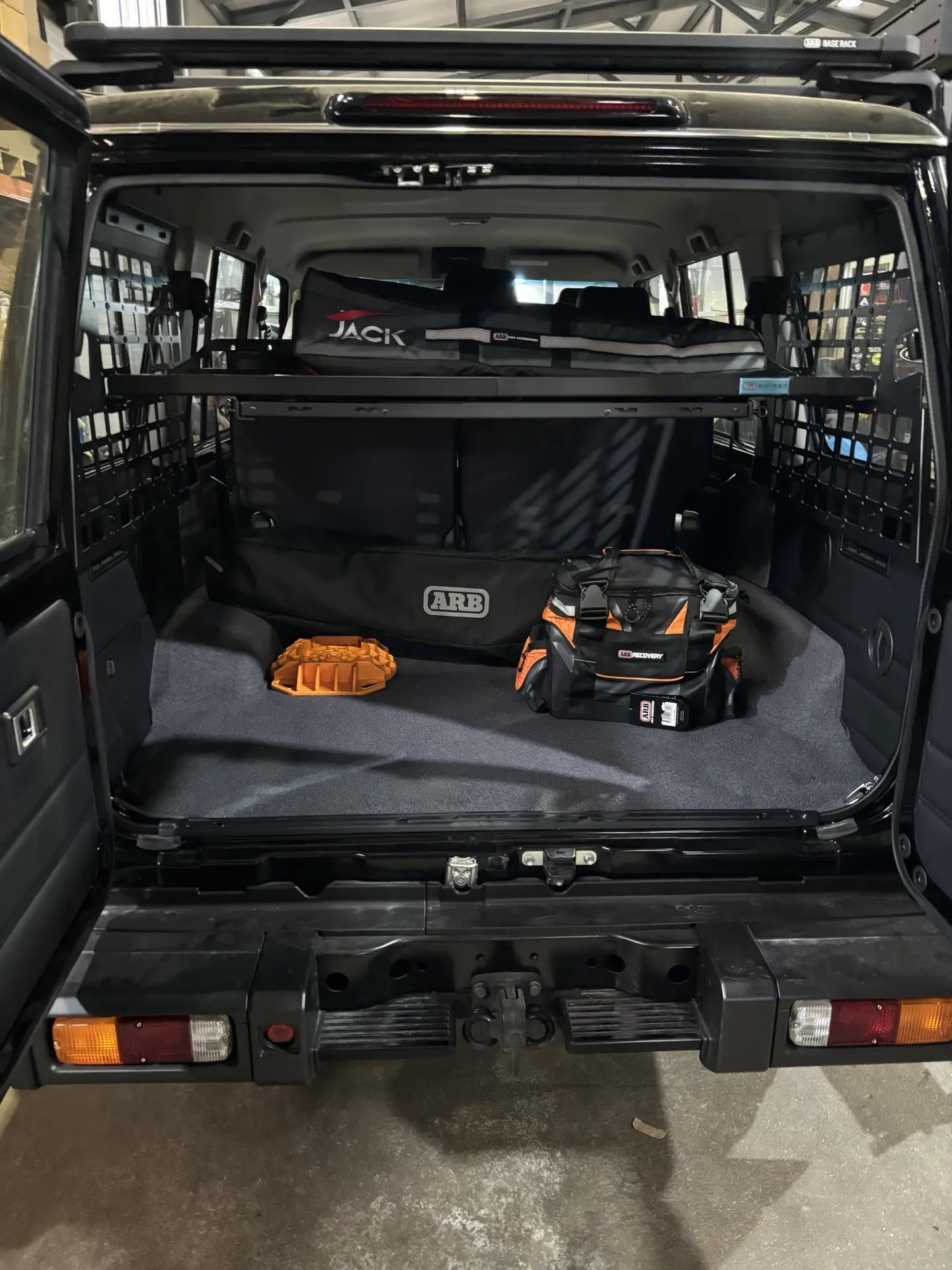 MOLLE-панели Toyota Land Cruiser 70
