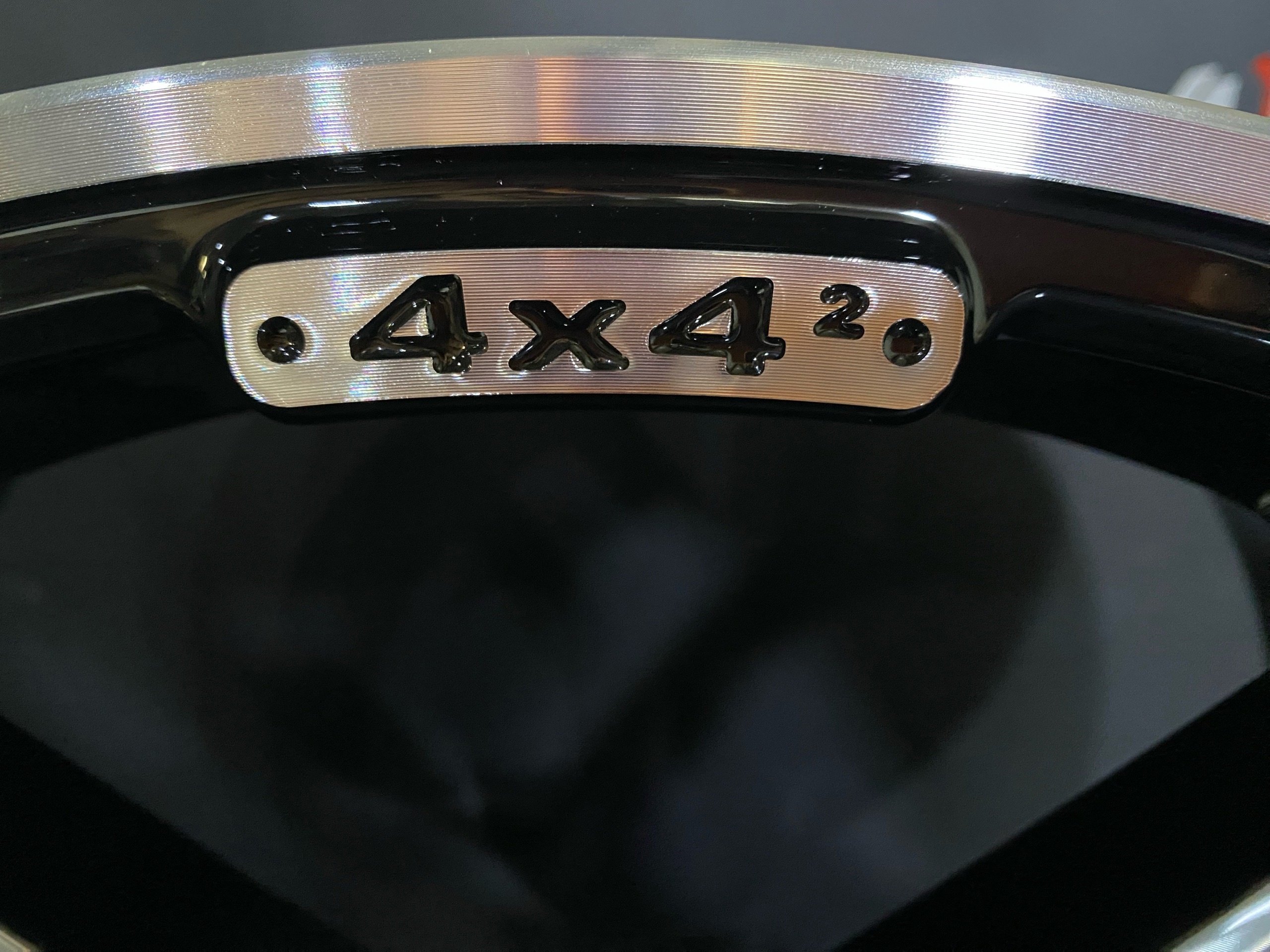 Кованые диски черные Mercedes-Benz 4x4 9.5×R22 5×130